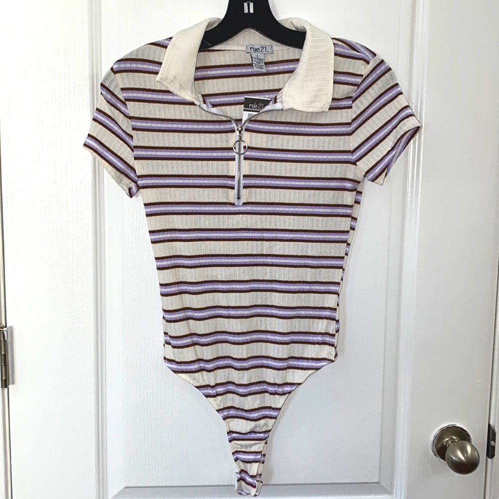 Cute Striped Collar Bodysuit NWT💜🤎🤍